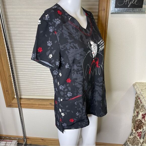 Heart Soul Disney Villains Who Needs You Print Scrub Top - Picture 8 of 15